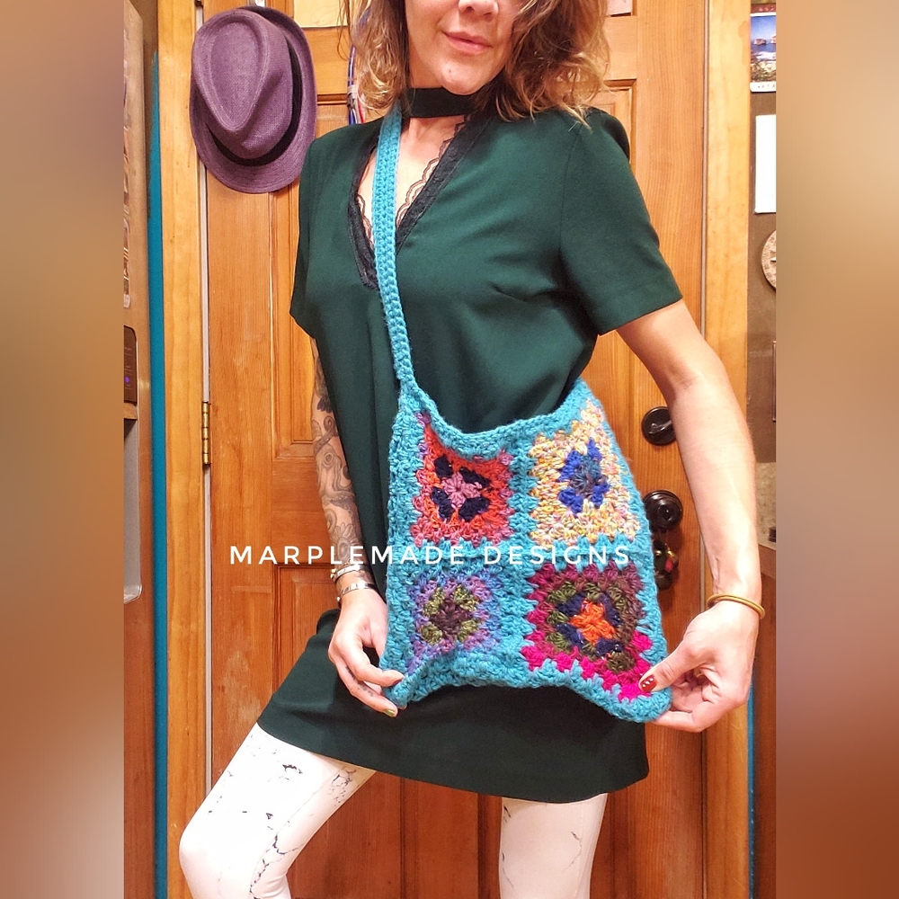 NWT 💜LINED crossbody granny square💜MarpleMade Designs 💜 acrylic LINED/